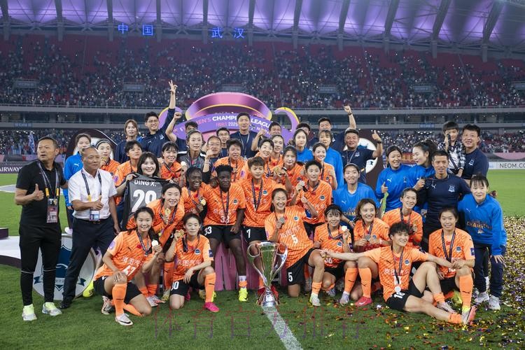 2017年中国足协全国女足颁奖典礼在武汉举办